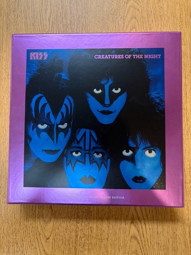 Kiss creatures the night - kiss, of