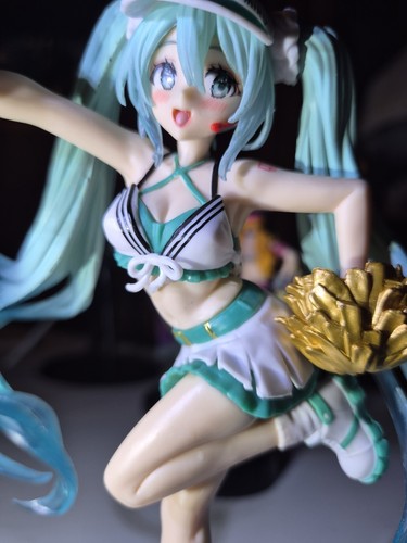 Action figure hatsune miku - action,