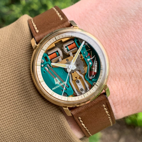 1968 bulova accutron - bulova, 214