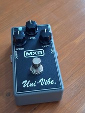 Pedale effetto vibrato MXR M68