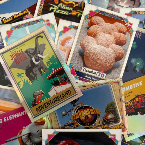 Topps disneyland 70th - disneyland,