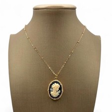 Collana in stile vintage