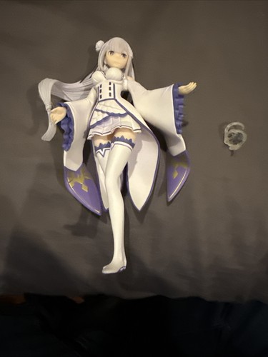 Figurina zero emilia 48in - re,