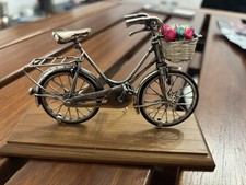 Soprammobile Bicicletta Donna