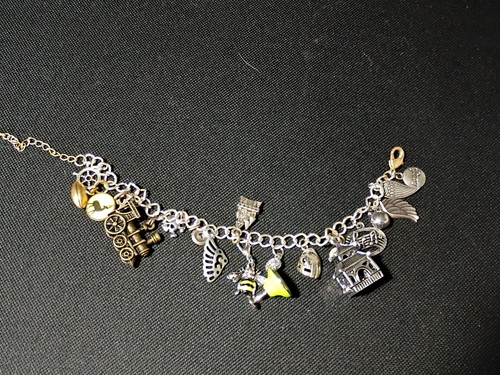 Bracciale vintage con ciondolo