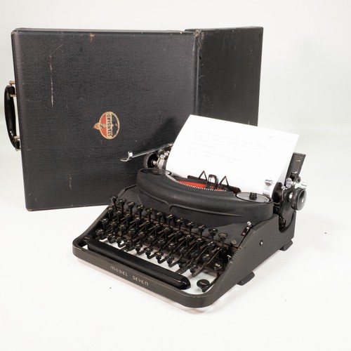 Macchina scrivere portatile - macchina,