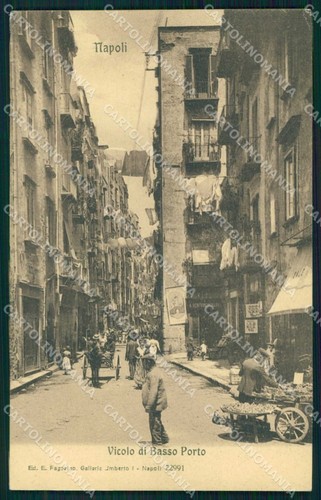 Napoli città vicolo basso - città,