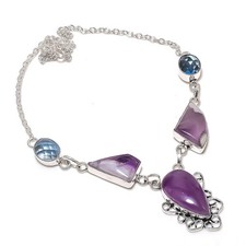 Collana con pietre preziose
