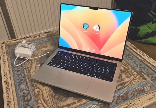 Apple macbook pro pollici - pro, 14