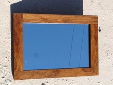 Specchio rettangolare artigianale in legno massello antico