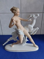 Statua in porcellana -