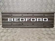 GRIGLIA ANTERIORE BEDFORD