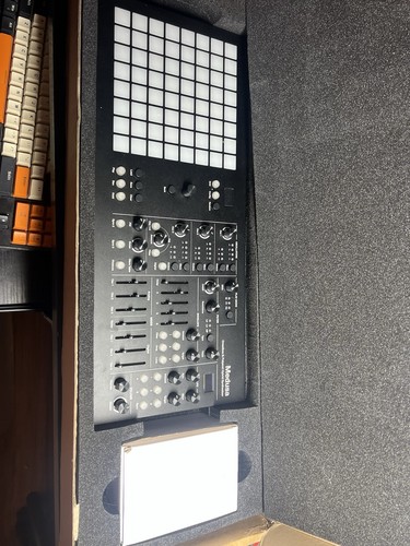 Polyend dreadbox medusa - dreadbox,
