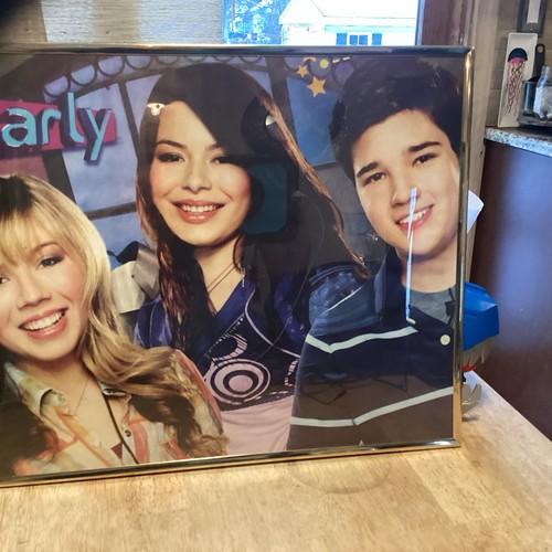 Poster incorniciato carly - poster,