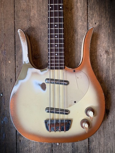 Basso danelectro longhorn - longhorn, 1959