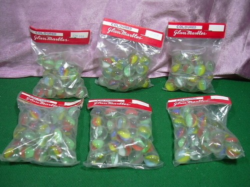 150 glass marbles red china - red, 70