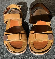 Sandali da uomo marroni fatti