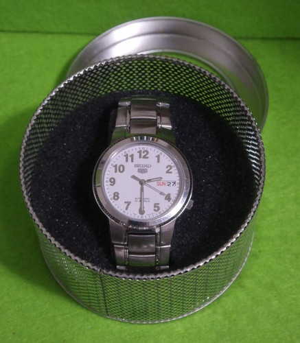 Seiko day date 7s26 - 5, day/date
