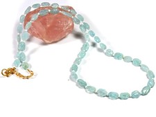 Collana girocollo fatta a mano