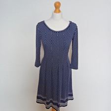 Abito svasato e aderente a pois Max Studio XS UK 6 8 blu navy e bianco