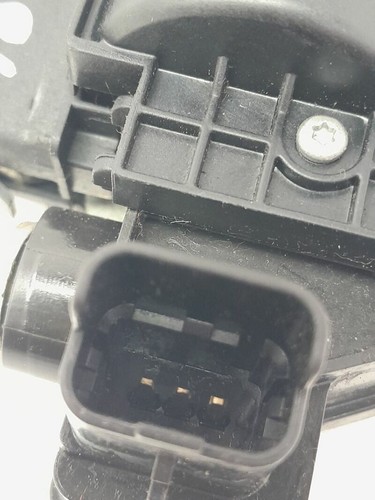 9684642690 tailgate lock