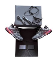 Sneaker Balenciaga Track LED