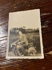 Foto  moto iso moto terza serie con paragambe uomo in sella  epoca fotografia