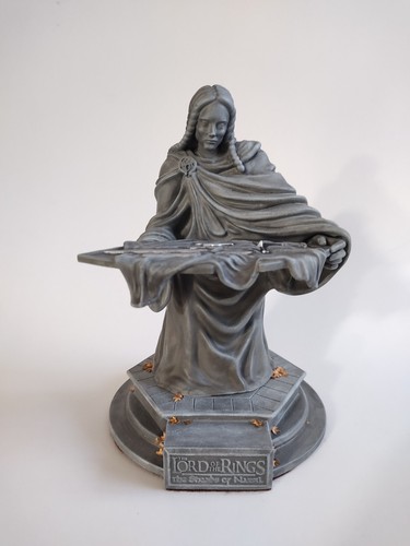 Statua frammenti narsil - statua, i