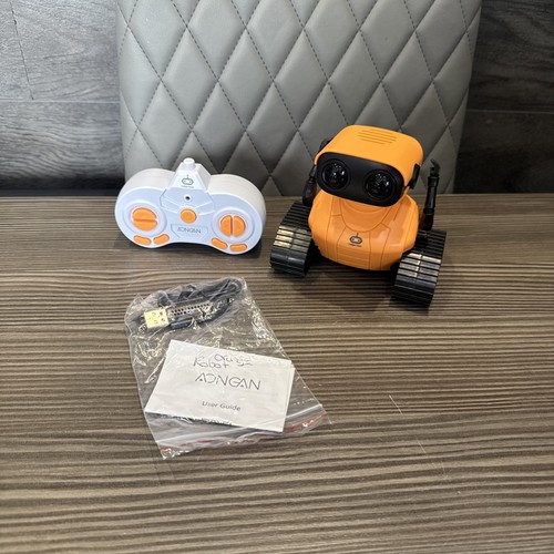 Robot giocattolo con