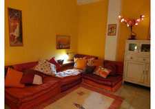 Divano angolare usato Maisons Du Monde, colorato e divertente. Ottimo prezzo! 