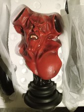 Busto scala leggendaria