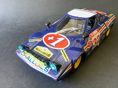 Die cast bburago 0108 - 0108, 1:24