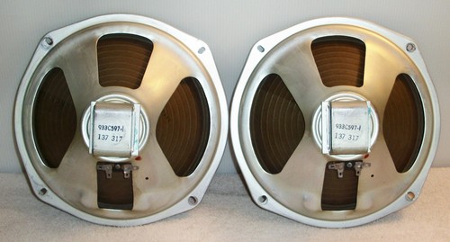 Coppia altoparlanti fi - altoparlanti, hi-fi