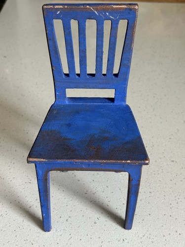 Scultura sedia miniatura