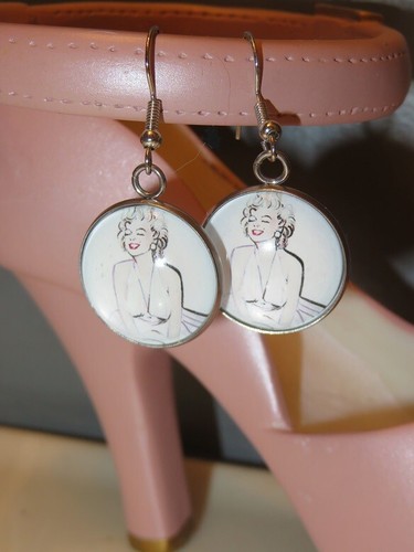 Orecchini pendenti cabochon - , in
