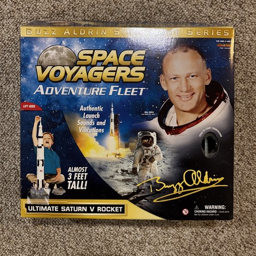 Buzz aldrin space voyagers - buzz,