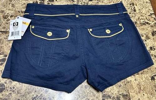 Pantaloncini con orlo