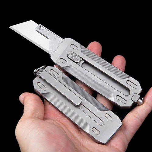 Coltello tascabile manuale