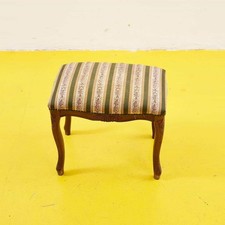 seduta poggiapiedi vintage