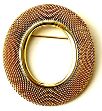 GRANDE BROCHE doré OVALE