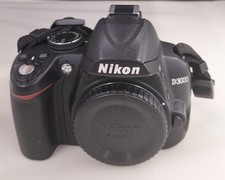 NIKON D3000 DSLR Body 302817