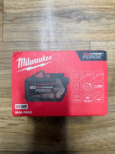 Milwaukee batteria 12ah forge - milwaukee,