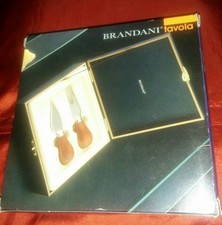 BRANDANI COFANETTO GRANA C/ 2 COLTELLI INOX/LEGNO ART 58190 DIM. 15,5 X 17 X 4,5