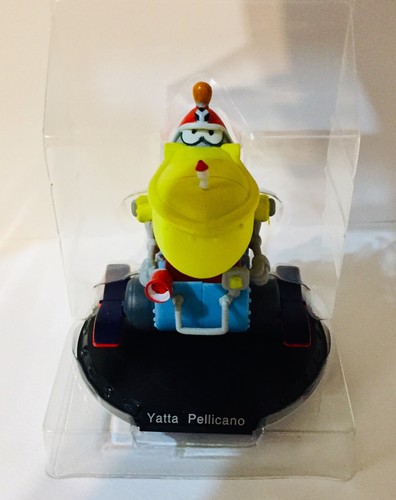 Yatta pellicano figure - yatta,