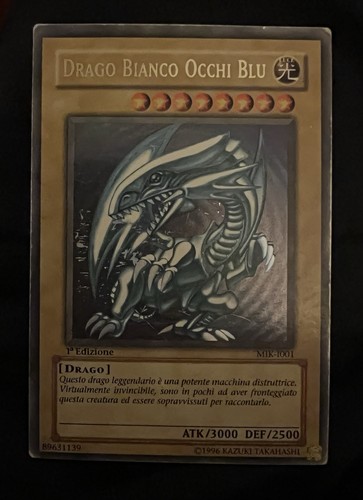 Drago bianco occhi - yu-gi-oh!,