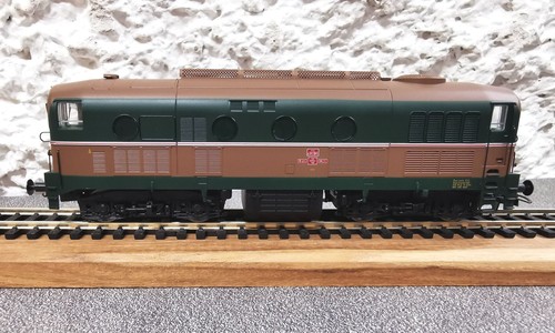 Kar 1002 locomotiva - os.kar., h0