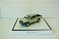 VOITURE RENAULT ALASKAN GRISE