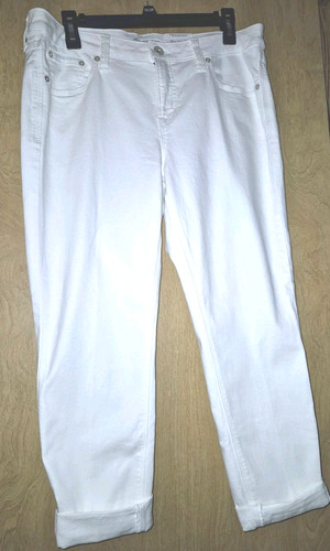 Nuovi con etichette - ,