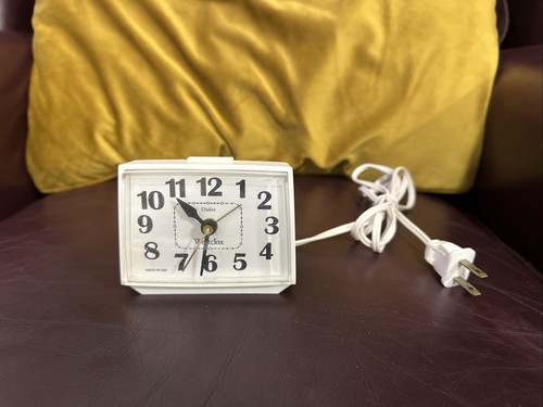 Sveglia elettrica vintage - , bold