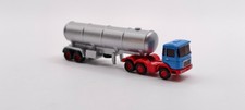 Modello autoarticolato scala